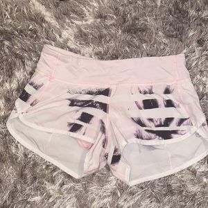 Good condition lulu shorts